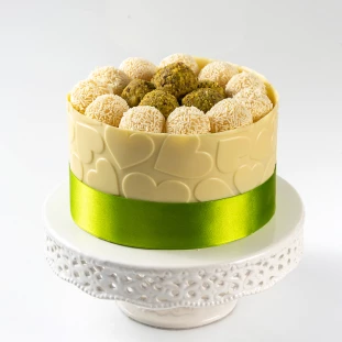 Bolo de aniversário Brigadeiro Belga Branco e Pistache